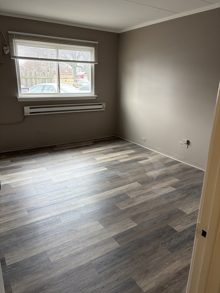 9533 Mansfield Avenue - Photo 7