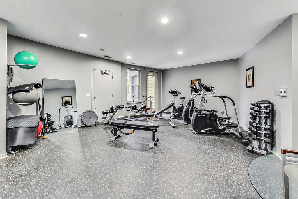 520 N Halsted Street - Photo 11