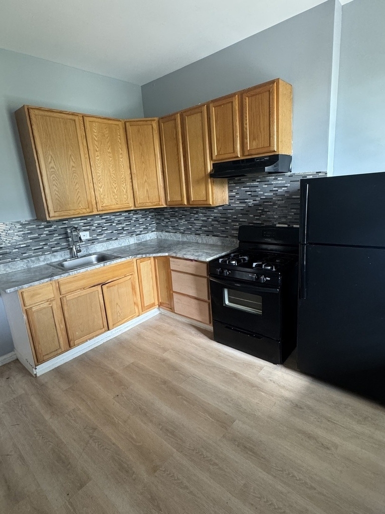1643 S Trumbull Avenue - Photo 3