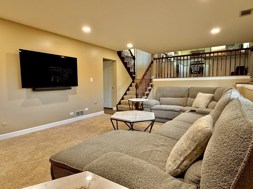 411 Sequoia Court - Photo 6