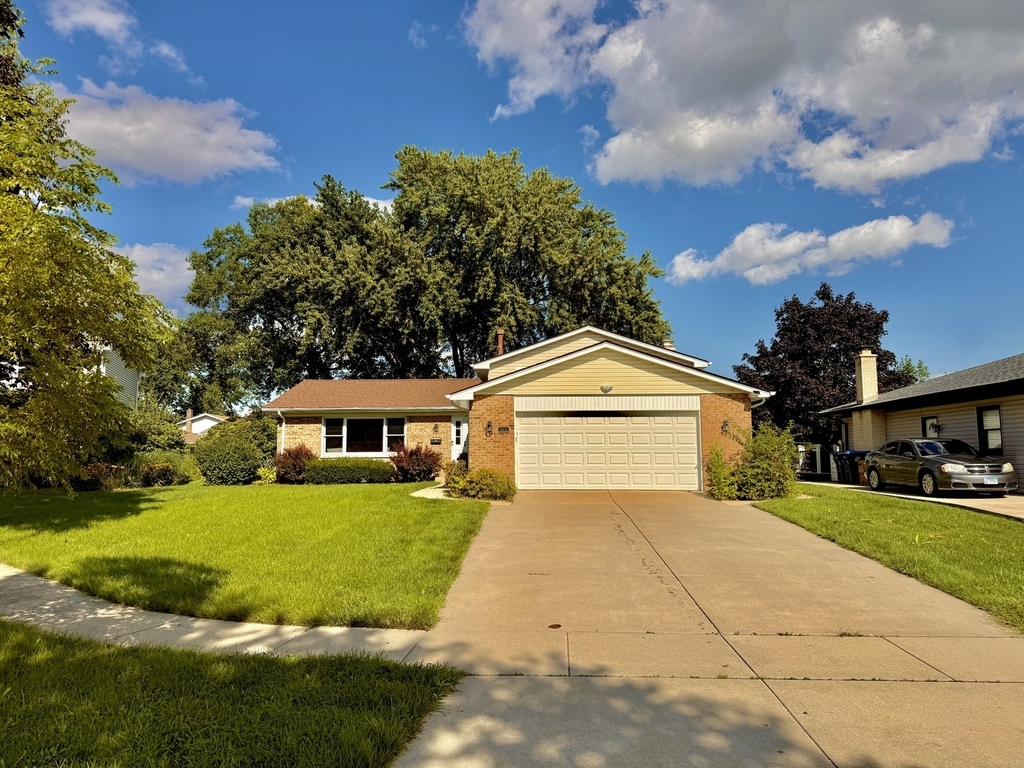 411 Sequoia Court - Photo 0