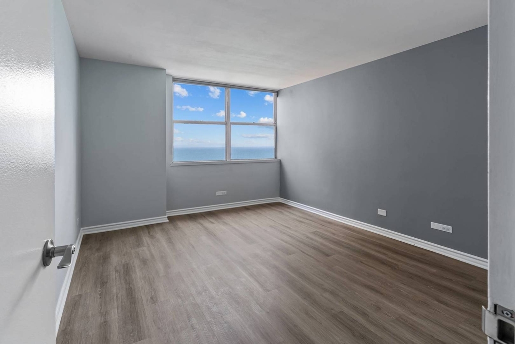 6301 N Sheridan Road - Photo 14