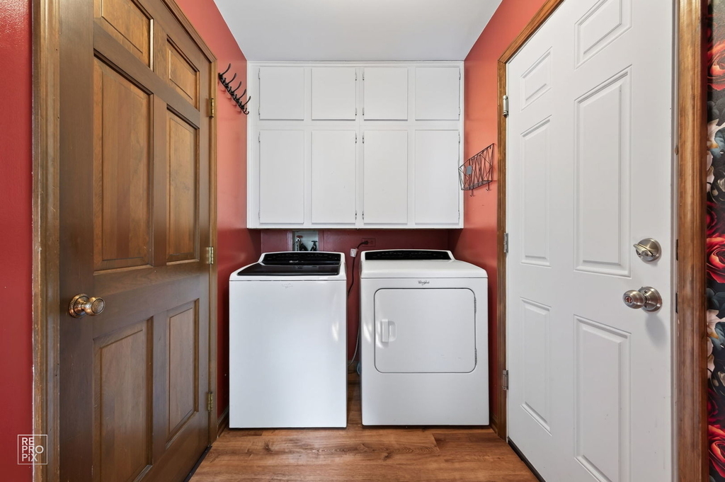 683 Honeysuckle Lane - Photo 13