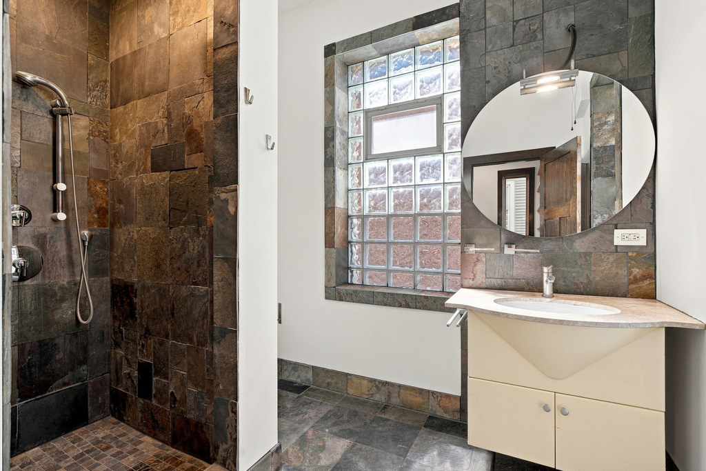 2334 W Medill Avenue - Photo 28