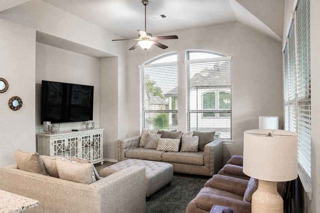 4306 Foggy Creek Lane - Photo 2