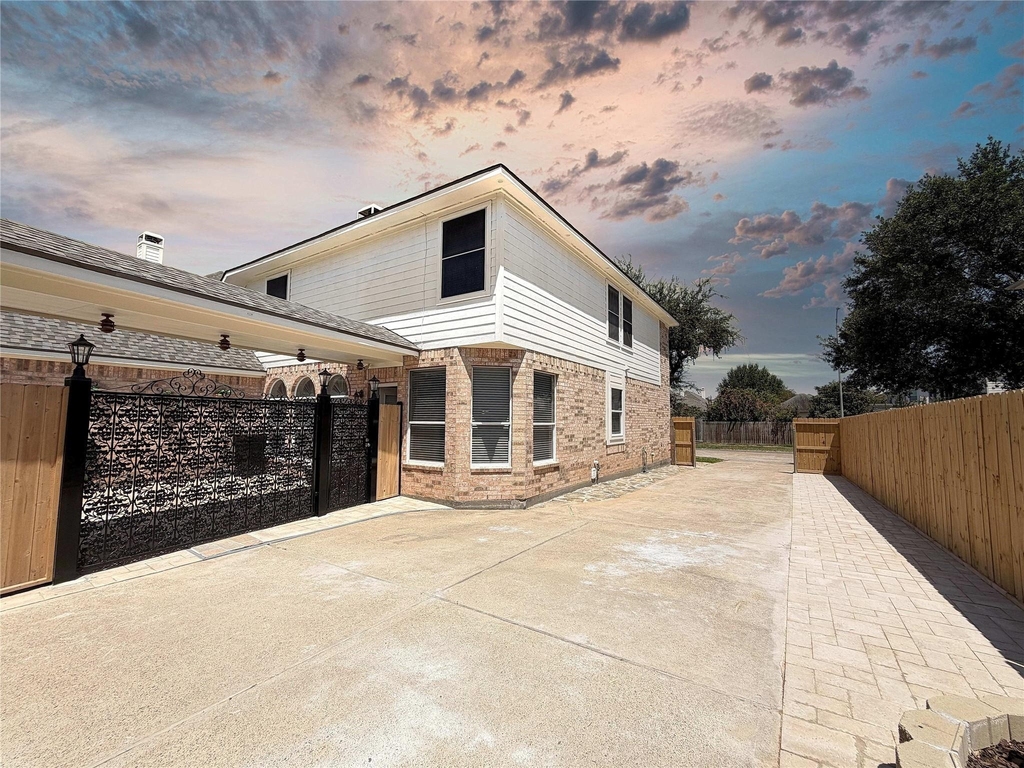 3822 Shady Harbor Drive - Photo 28