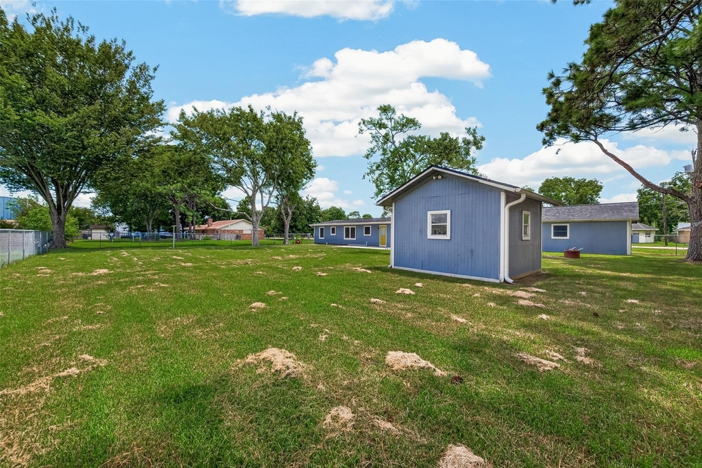 2422 Florence Street - Photo 33