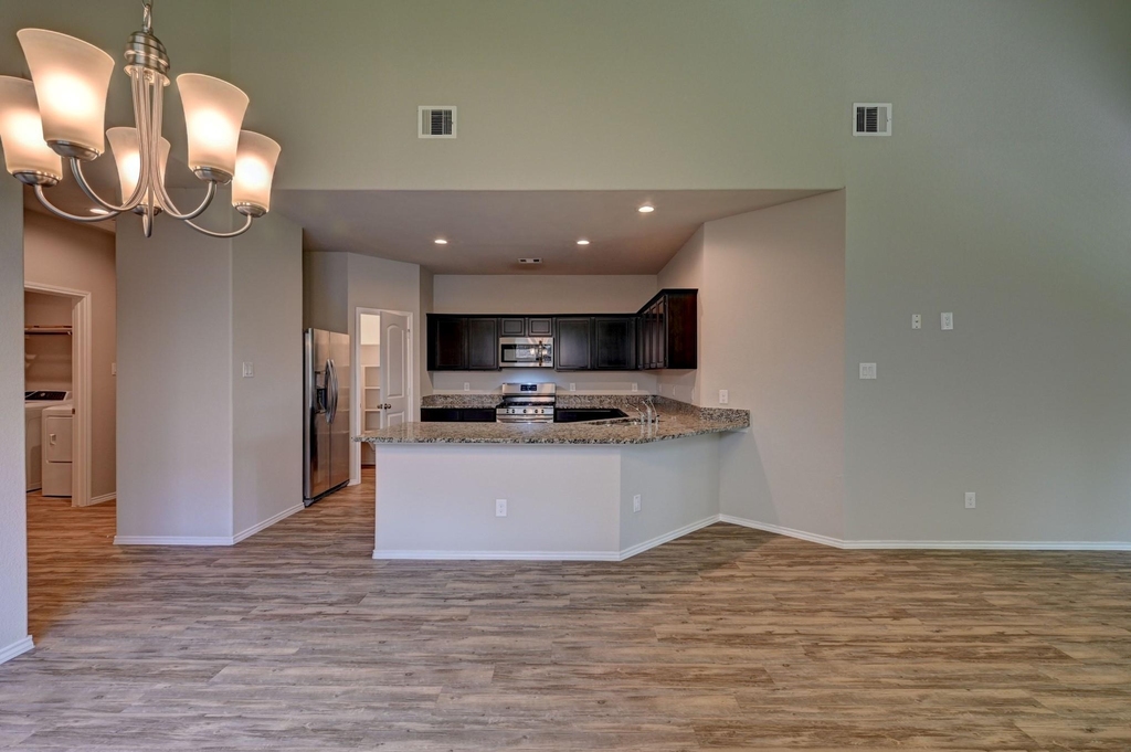 7022 N Sound Lane - Photo 9