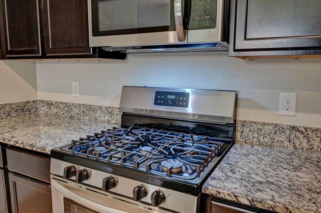 7022 N Sound Lane - Photo 12