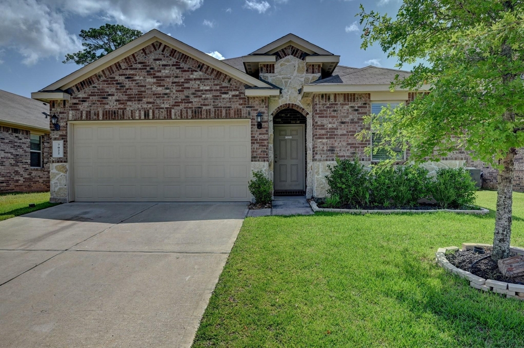 7022 N Sound Lane - Photo 0