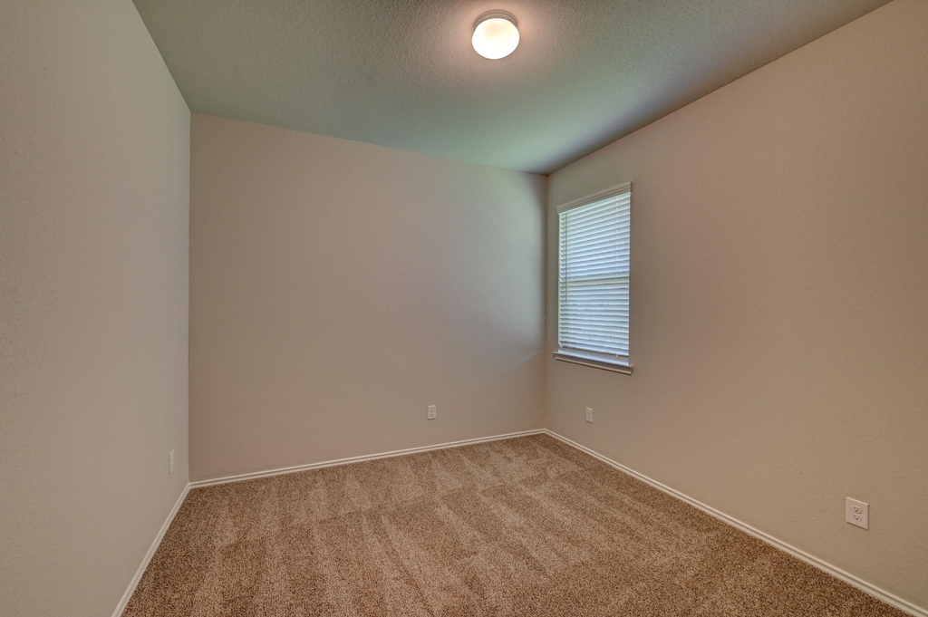 7022 N Sound Lane - Photo 40