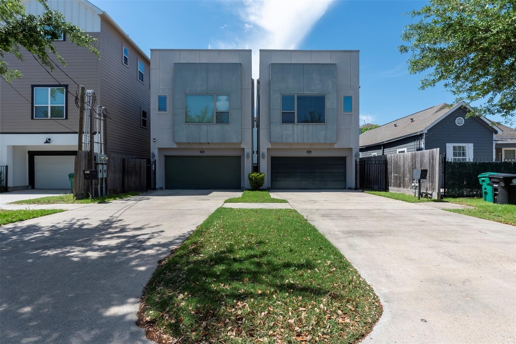 3514 Bastrop Street - Photo 2