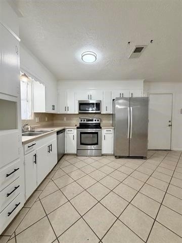 4690 Fieldwood Lane - Photo 3