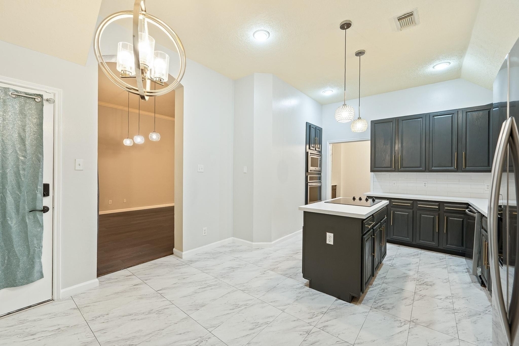 7624 Lone Meadow Court - Photo 15