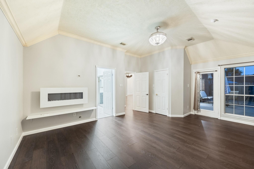 7624 Lone Meadow Court - Photo 11