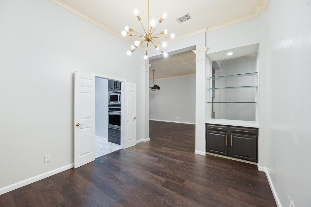7624 Lone Meadow Court - Photo 9