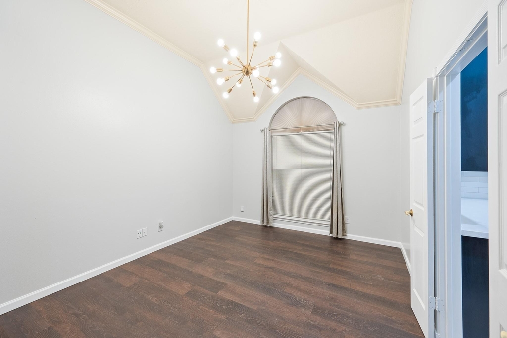 7624 Lone Meadow Court - Photo 10