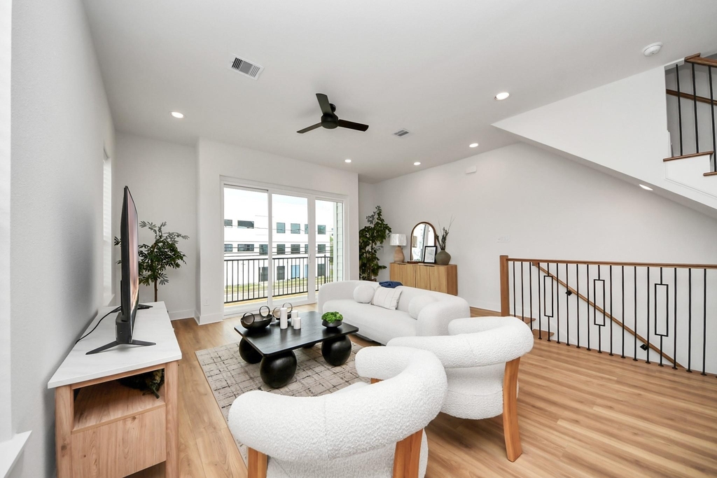 2430 Ella Boulevard - Photo 11