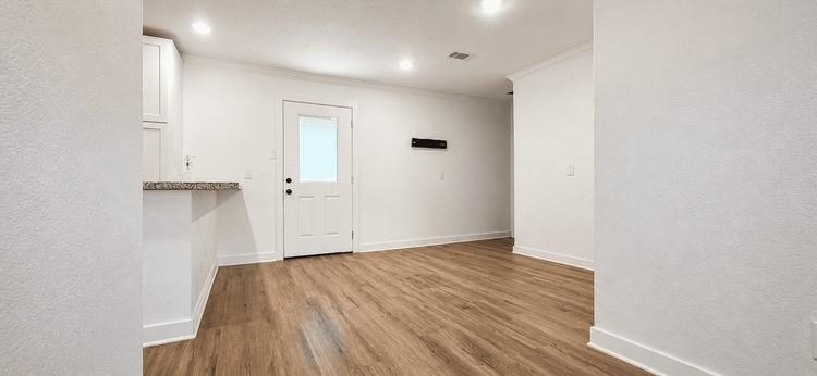 2102 Margaret Ave - Photo 8