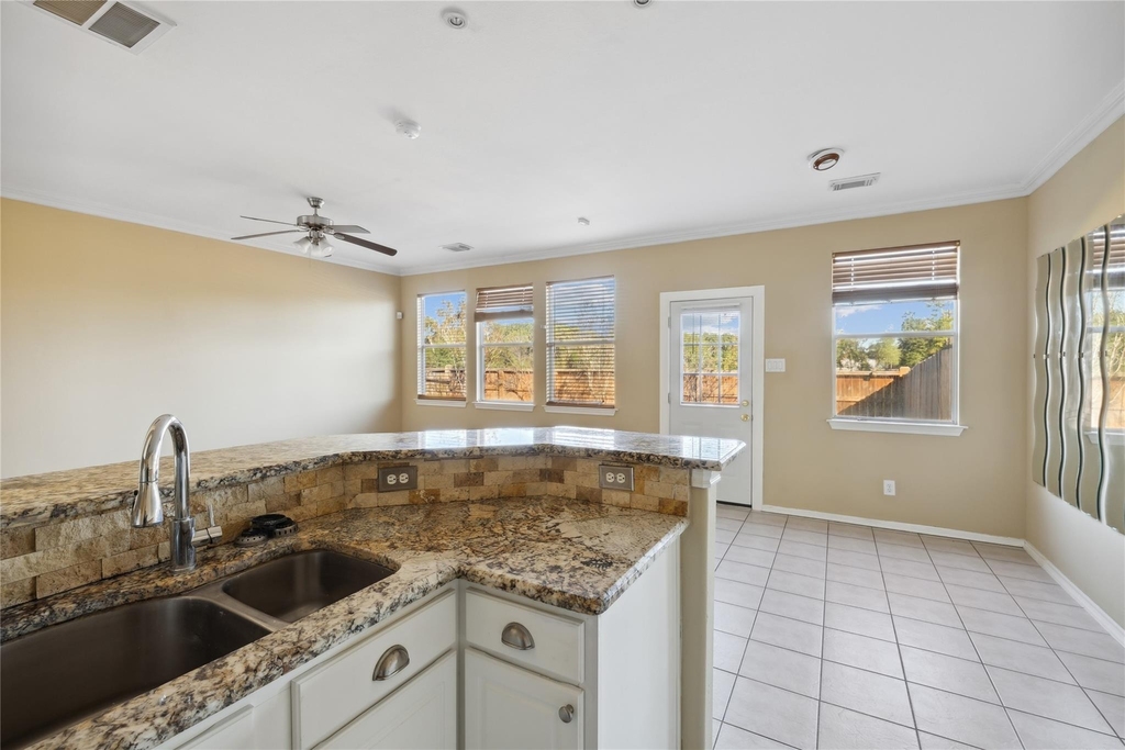 2846 Loganberry Park Lane - Photo 5