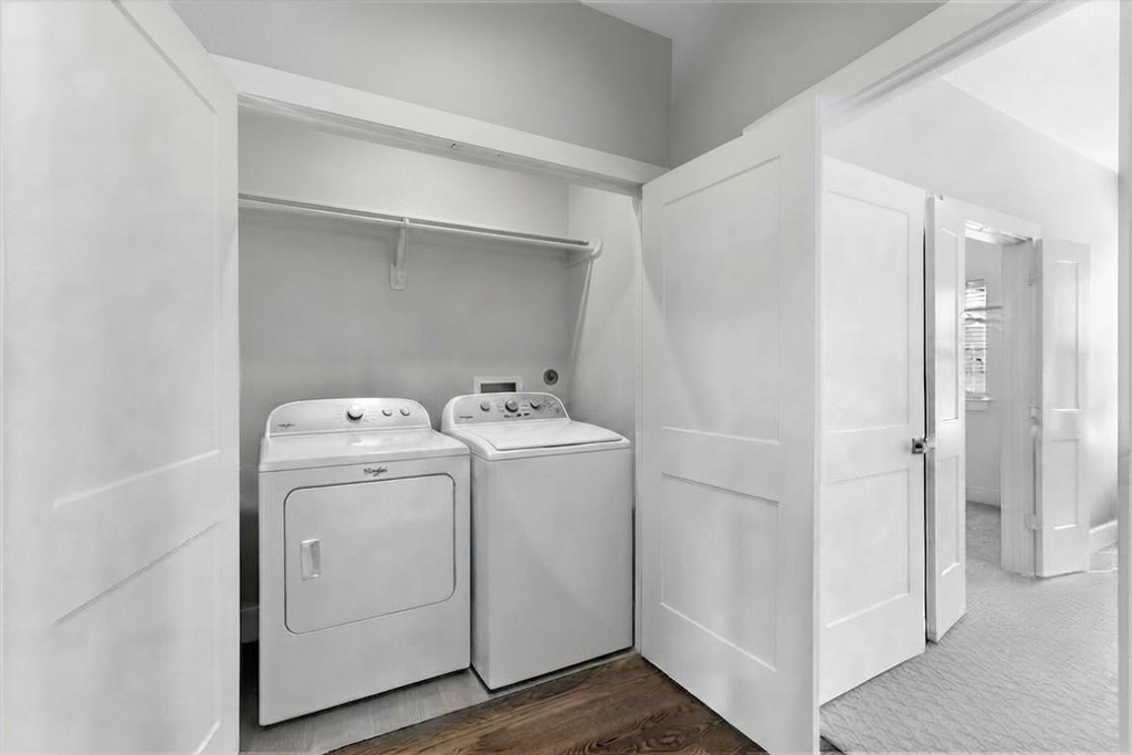 816 W 22nd Street - Photo 16