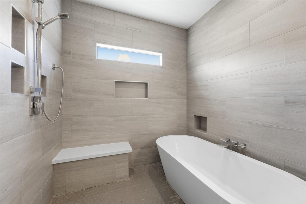 816 W 22nd Street - Photo 21