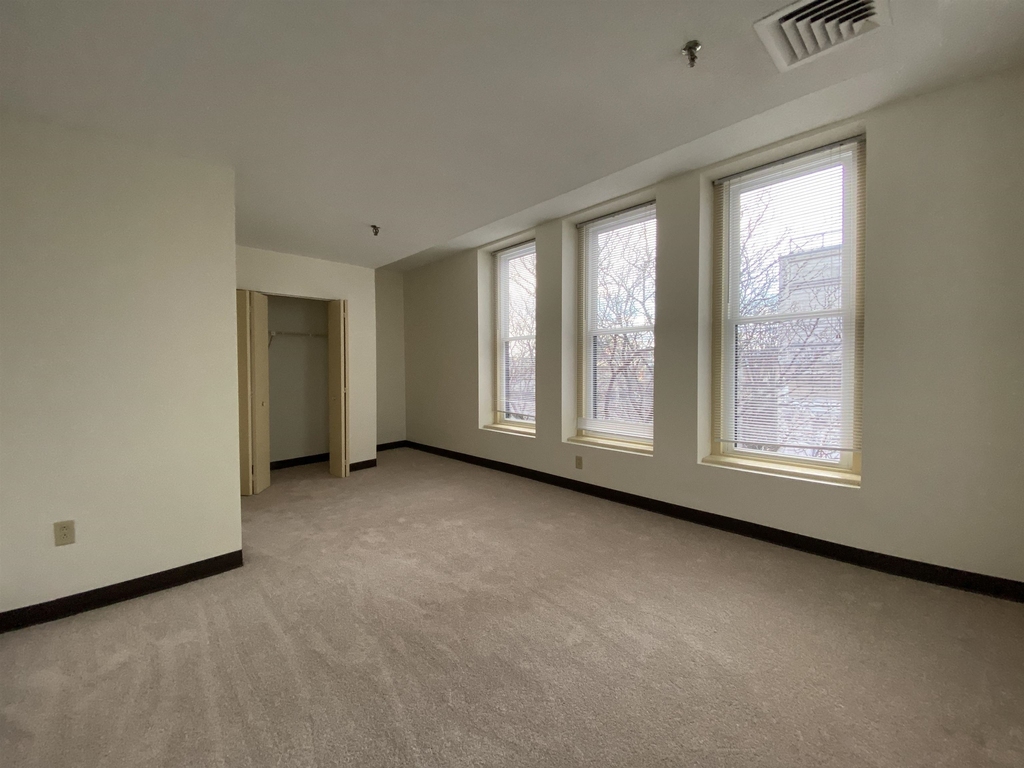 30 Hanover - Photo 23