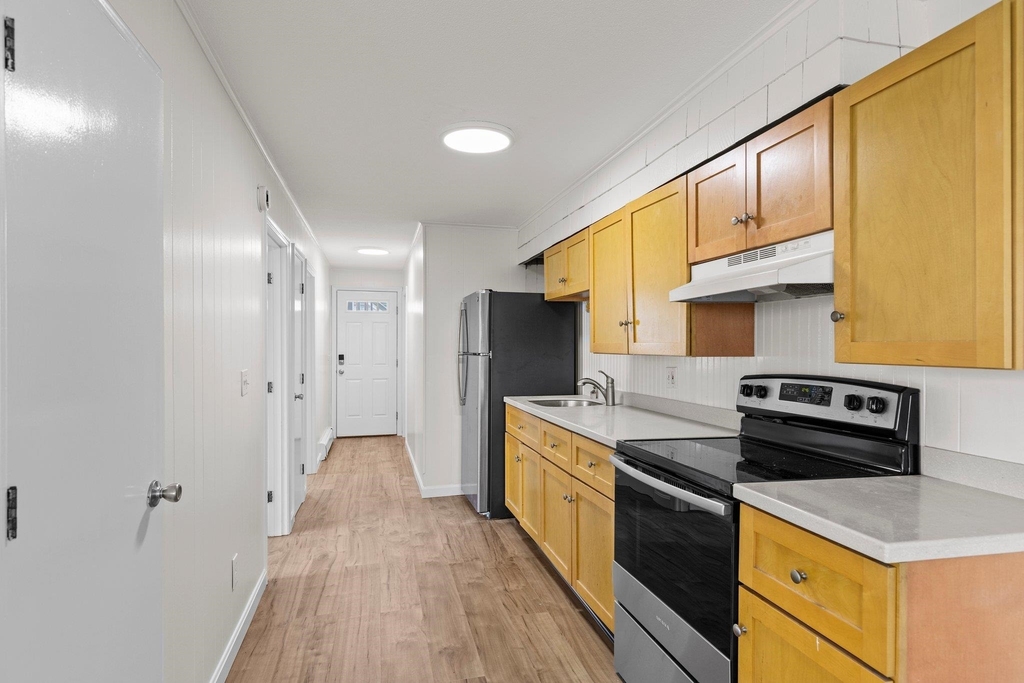 497 Winnacunnet - Photo 9