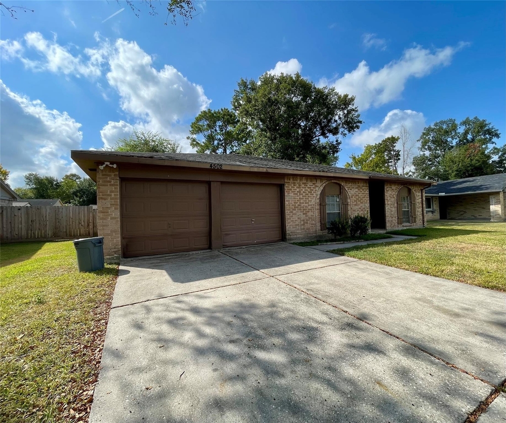 4502 Mossygate Drive - Photo 1