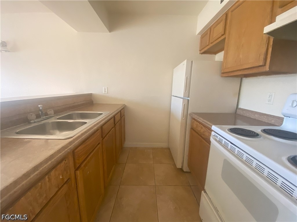 2229 Central Avenue - Photo 4