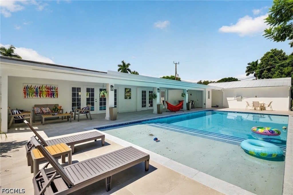 1331 Almeria Avenue - Photo 35