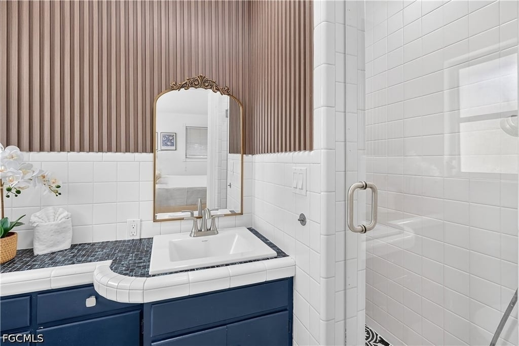 1331 Almeria Avenue - Photo 32