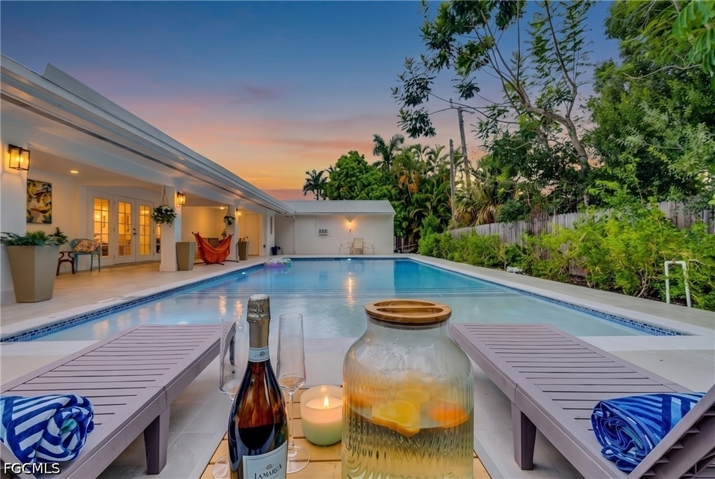 1331 Almeria Avenue - Photo 38