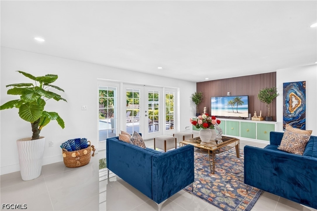 1331 Almeria Avenue - Photo 4
