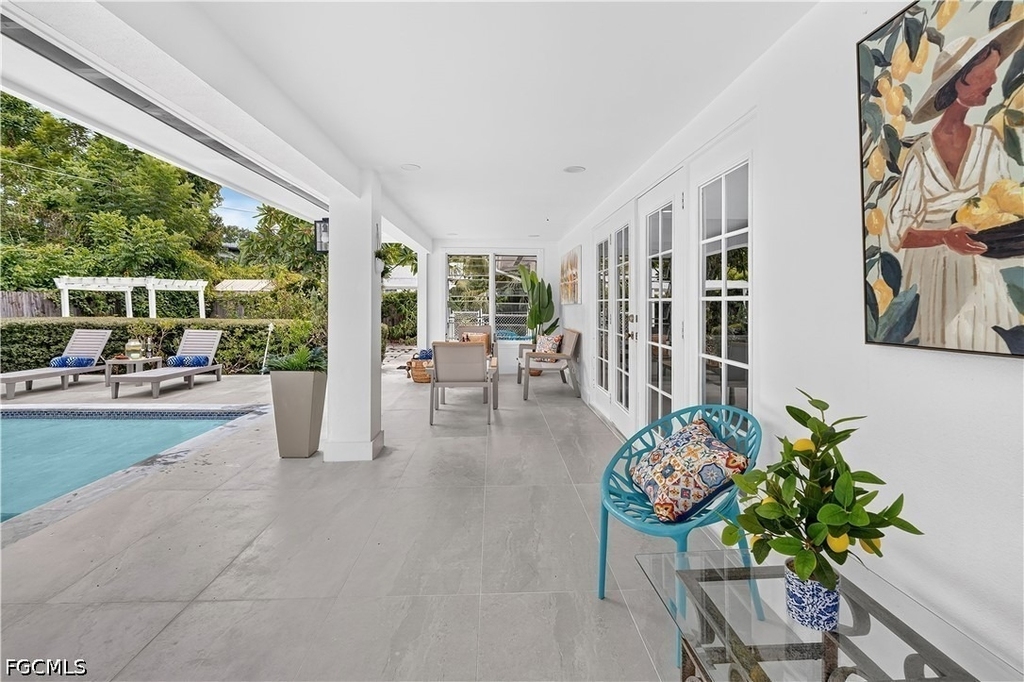 1331 Almeria Avenue - Photo 34