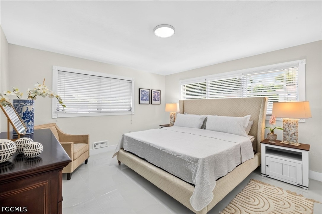 1331 Almeria Avenue - Photo 22