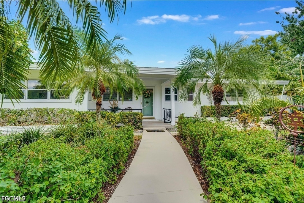 1331 Almeria Avenue - Photo 26