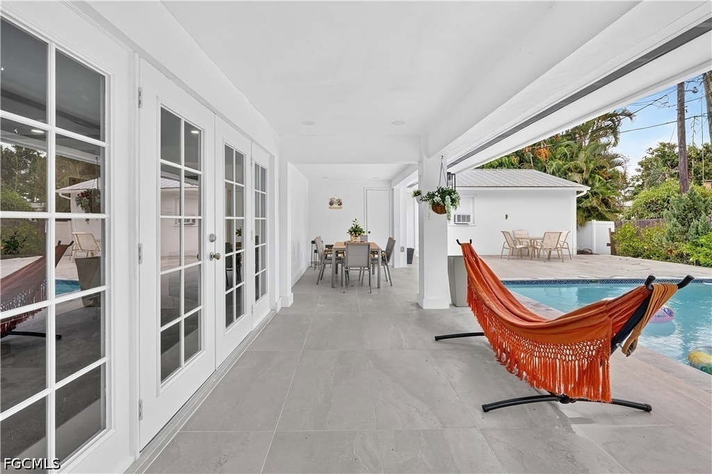 1331 Almeria Avenue - Photo 42