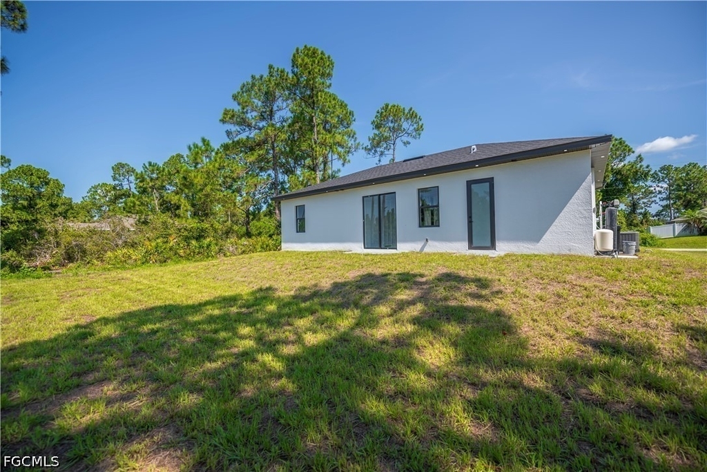 3123 69th Street W - Photo 44