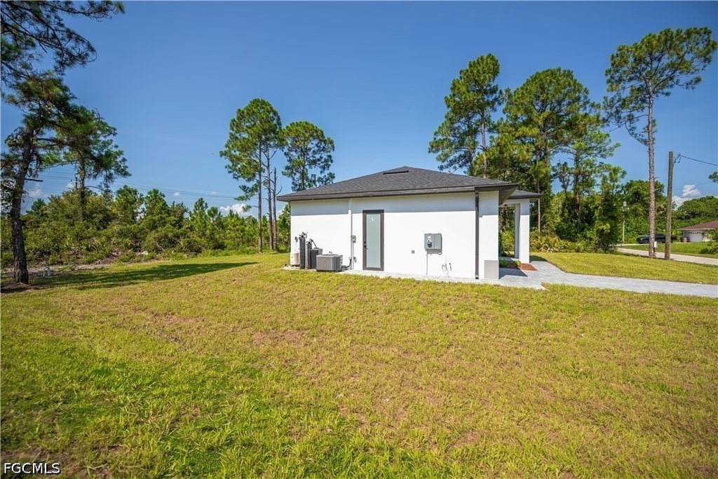 3123 69th Street W - Photo 47