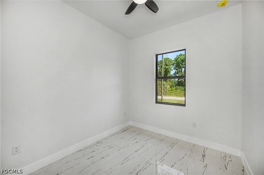 3123 69th Street W - Photo 27