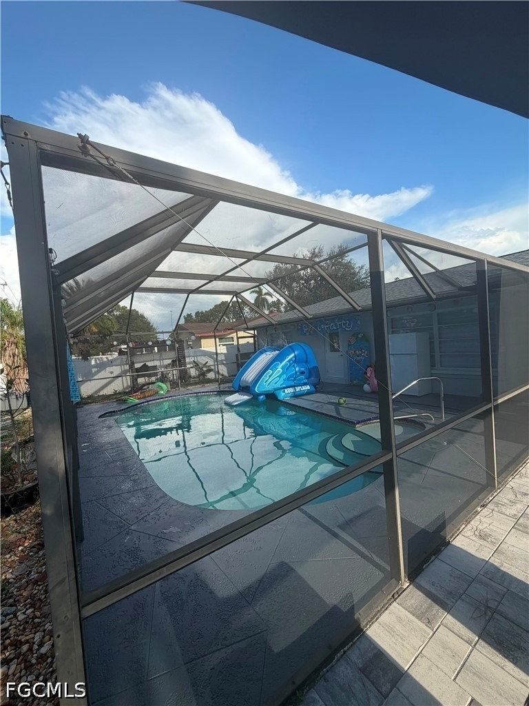 2267 Aldridge Avenue - Photo 5