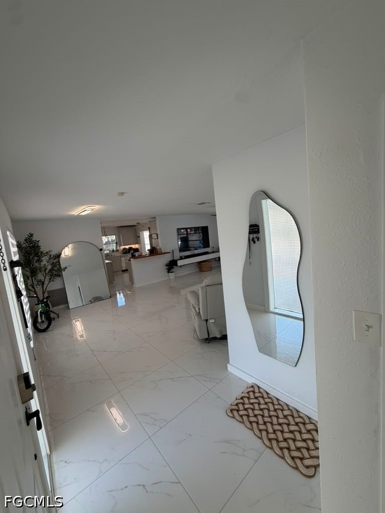 2267 Aldridge Avenue - Photo 3