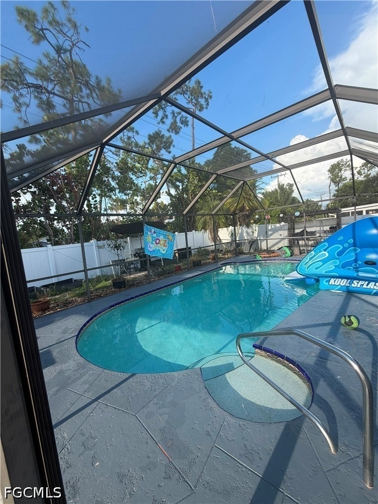 2267 Aldridge Avenue - Photo 7