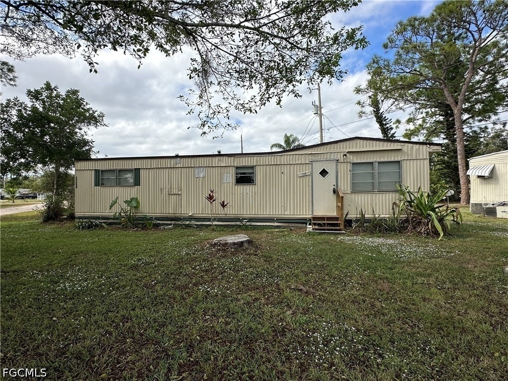2268 Carlisle Lane - Photo 1