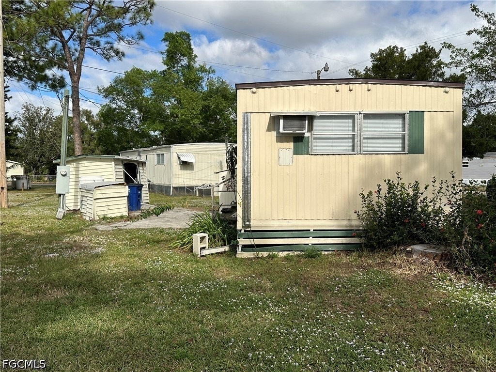 2268 Carlisle Lane - Photo 4