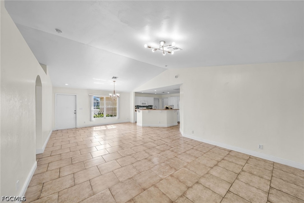 2724 Sw 2nd Avenue - Photo 8