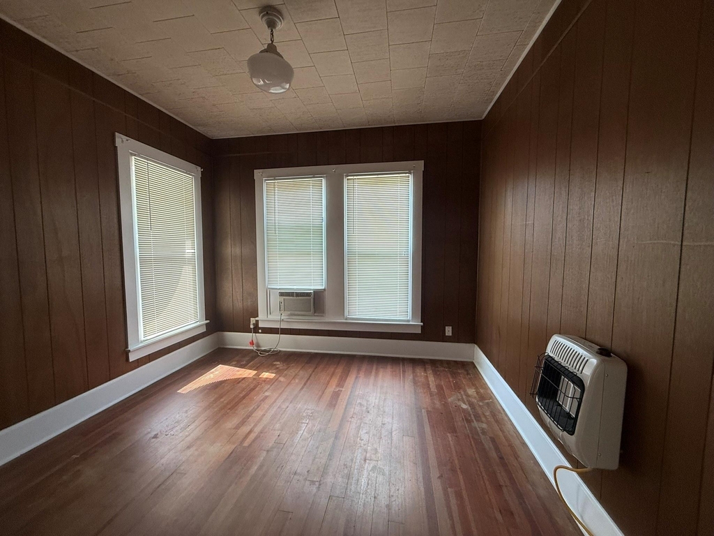 715 Anderson Street - Photo 9