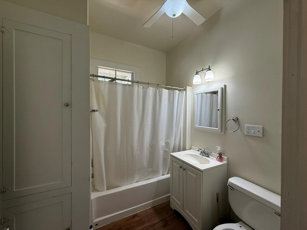 715 Anderson Street - Photo 7
