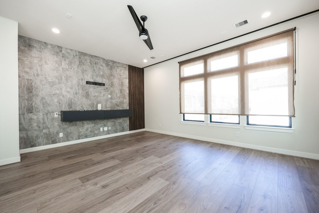 4508 Trevor Park Lane - Photo 3